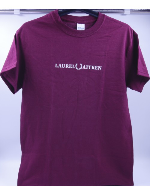 T-Shirt Laurel Aitken Weinrot